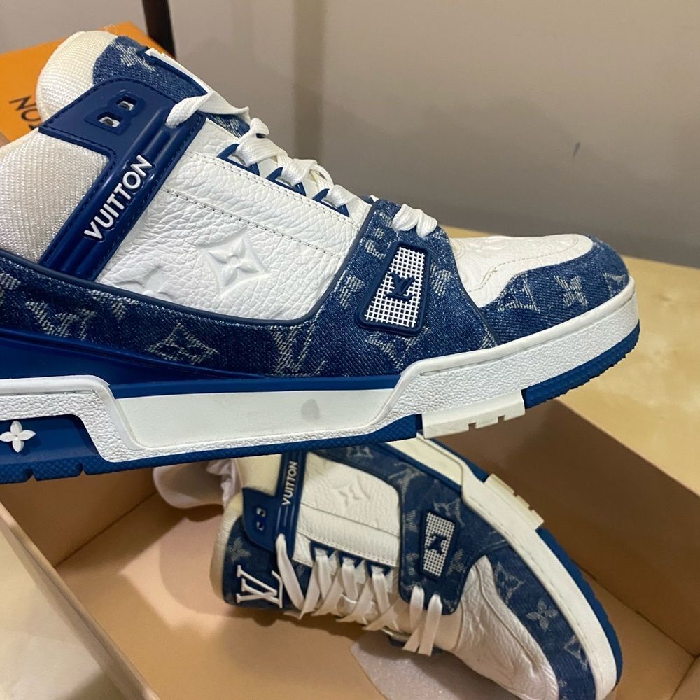 Louis Vuitton Trainer Sneakers - Picture 9 of 10